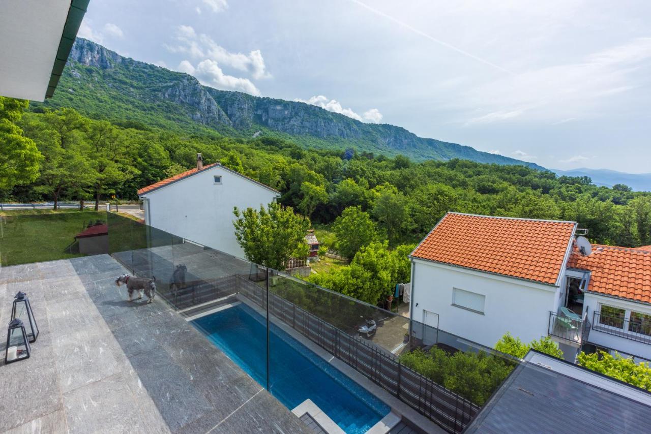 Villa Saric ブリビル エクステリア 写真