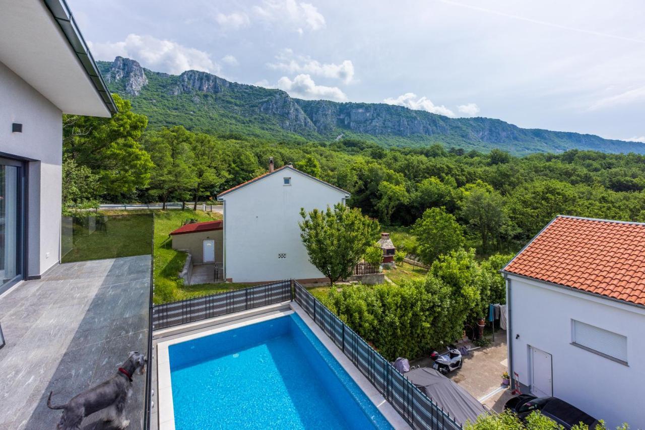 Villa Saric ブリビル エクステリア 写真